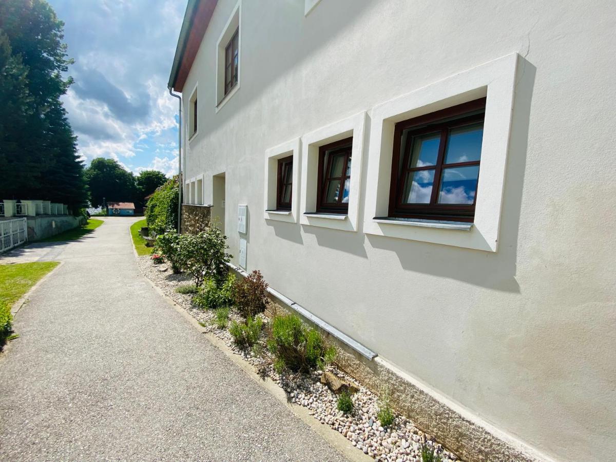 Apartmany V Ulicce Frymburk nad Vltavou Exterior foto