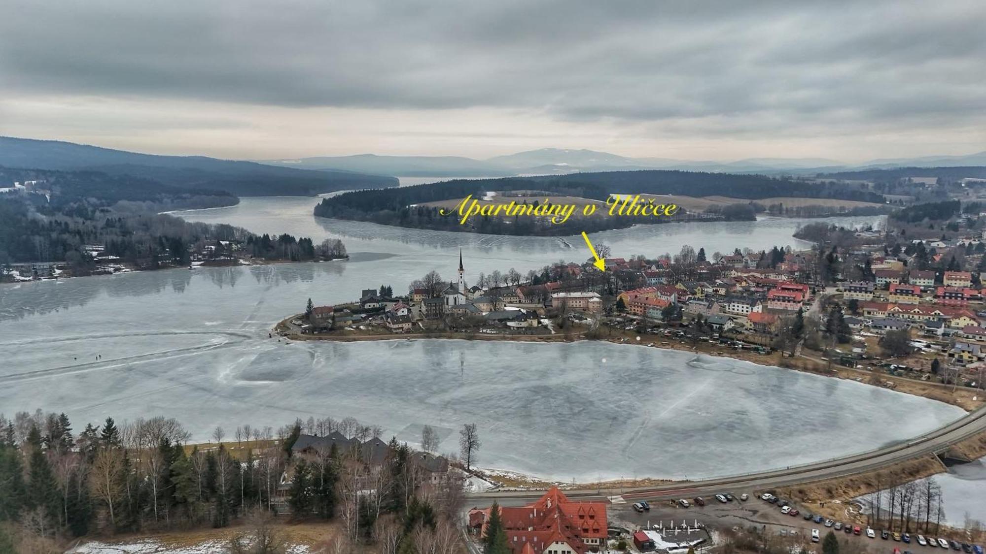 Apartmany V Ulicce Frymburk nad Vltavou Exterior foto